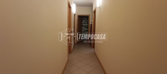 Escritório em Bergamo, Italy 90 m² N.º 313781 17