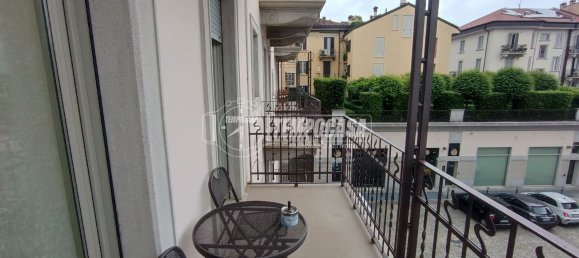 Escritório em Bergamo, Italy 90 m² N.º 313781 11