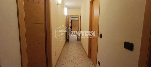Escritório em Bergamo, Italy 90 m² N.º 313781 16