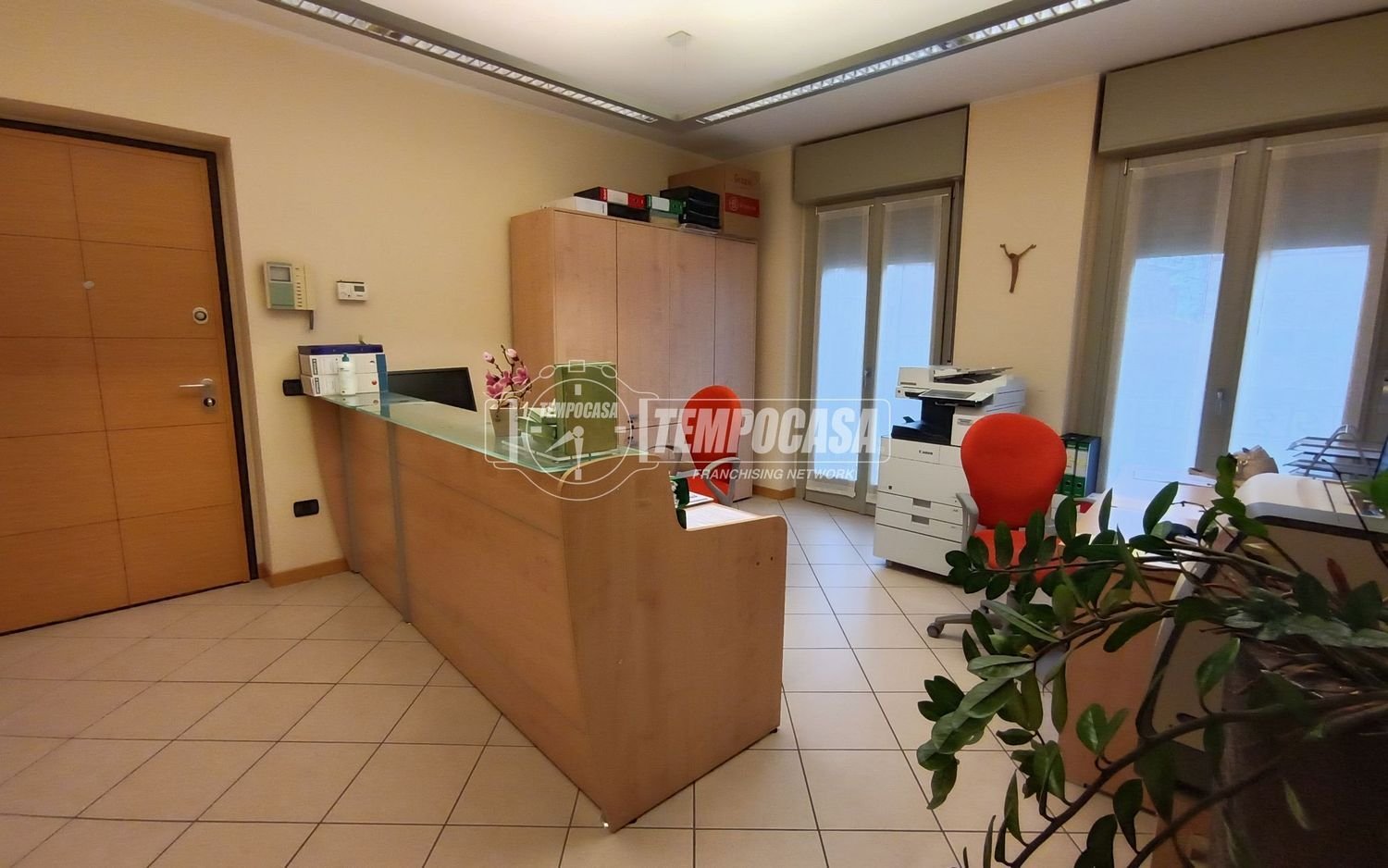 Escritório em Bergamo, Italy 90 m² N.º 313781