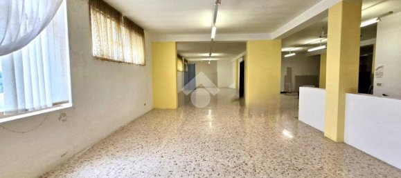 600m² Commercial property in Notaresco, Italy No. 361671 6
