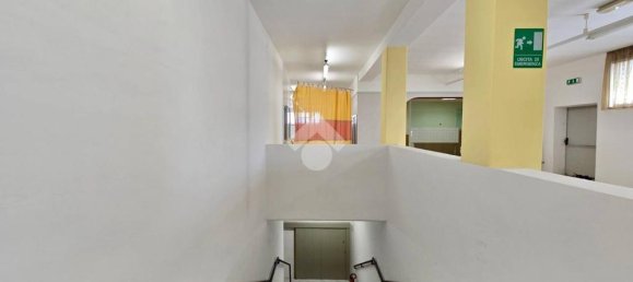 600m² Commercial property in Notaresco, Italy No. 361671 5