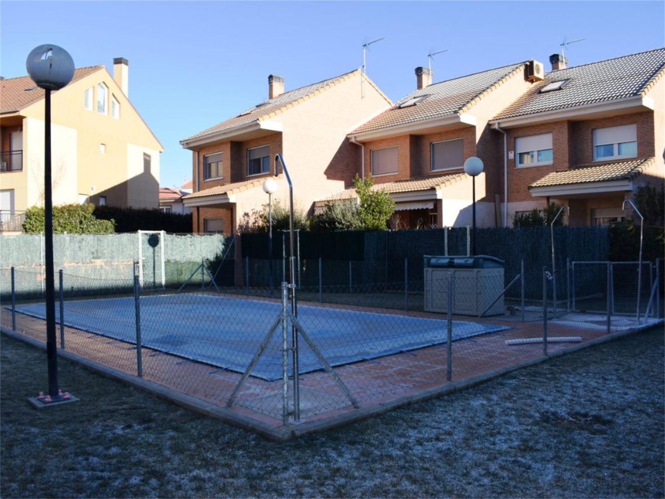 Дом с 4 спальнями в Самора, Испания № 159470