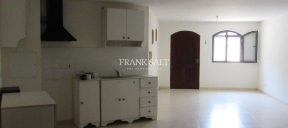 7 bedrooms Villa in Bahar ic-Caghaq, Malta No. 3763 12