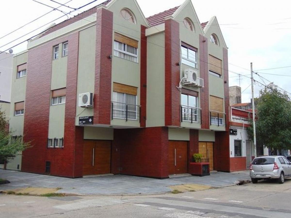 2 bedrooms House in Buenos Aires, Argentina No. 88079