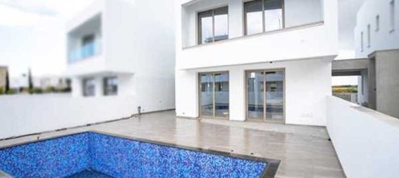 3 Schlafzimmer Haus in Livadia, Cyprus, Nr. 10784 2