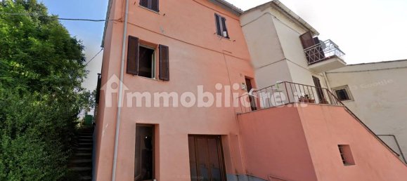 4 bedrooms House in Città di Castello, Italy No. 153241 3