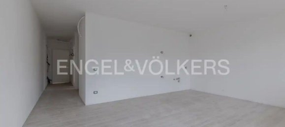 3 rooms Apartment in Venice, Italy No. 103831 5