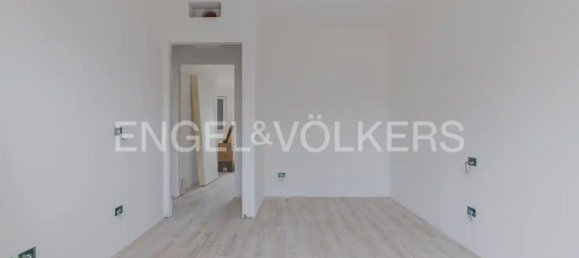 3 rooms Apartment in Venice, Italy No. 103831 9