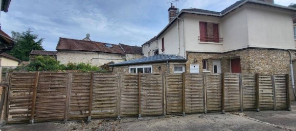 500m² Warehouse in Aigremont, France No. 178196 3