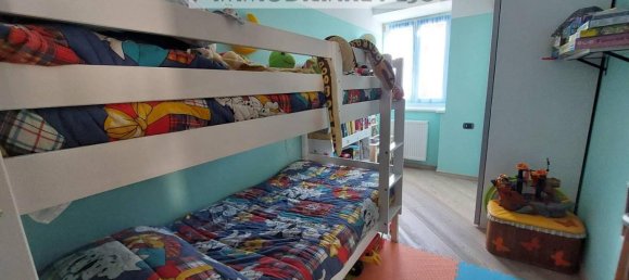 3-salle Appartement à Pellizzano, Italy No. 27852 10