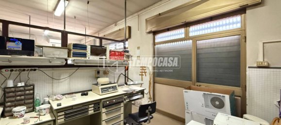 1-Zimmer Gewerbliche Immobilie in Rome, Italy, Nr. 306529 7