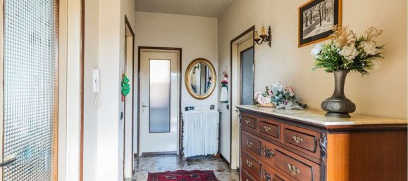 6غرفة منزل في Brebbia, Italy رقم 174032 33