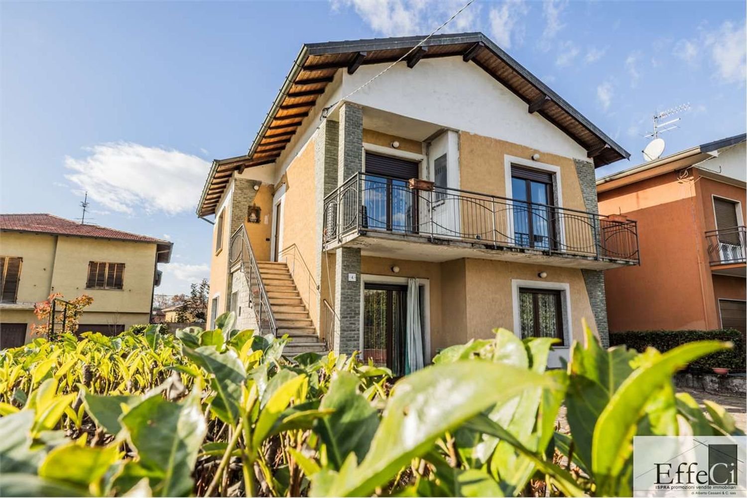 6غرفة منزل في Brebbia, Italy رقم 174032