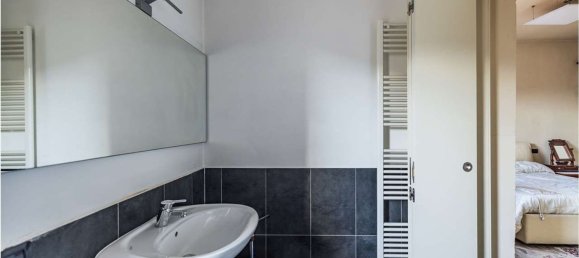 6غرفة منزل في Brebbia, Italy رقم 174032 8