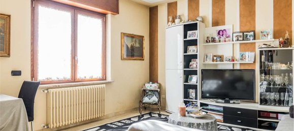 6غرفة منزل في Brebbia, Italy رقم 174032 19