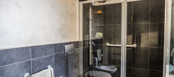 6غرفة منزل في Brebbia, Italy رقم 174032 27