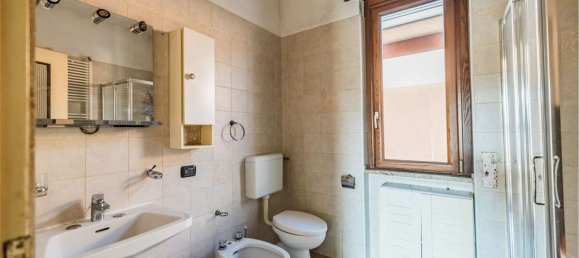 6غرفة منزل في Brebbia, Italy رقم 174032 12