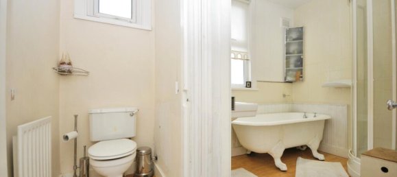 3 bedrooms House in Thornton Heath, United Kingdom No. 11593 12