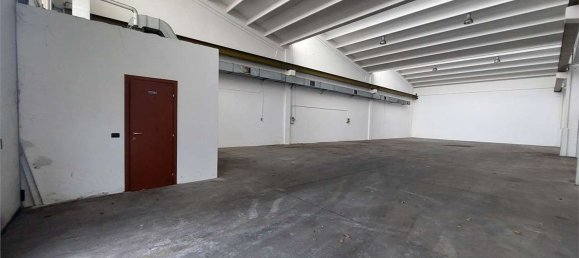 Lagerhaus in Modena, Italy 1260m², Nr. 359414 8