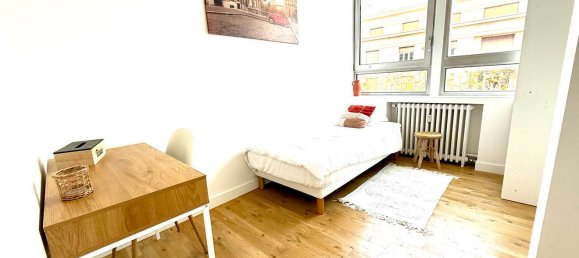 Квартира с 1 спальней в Труа, Франция № 52107 12