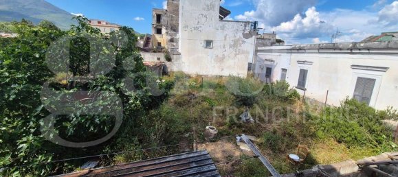 Квартира с 2 спальнями в Боскотреказе, Италия № 341274 7