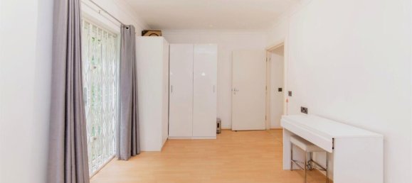 1 bedroom Apartment in Bushey, United Kingdom No. 6252 5