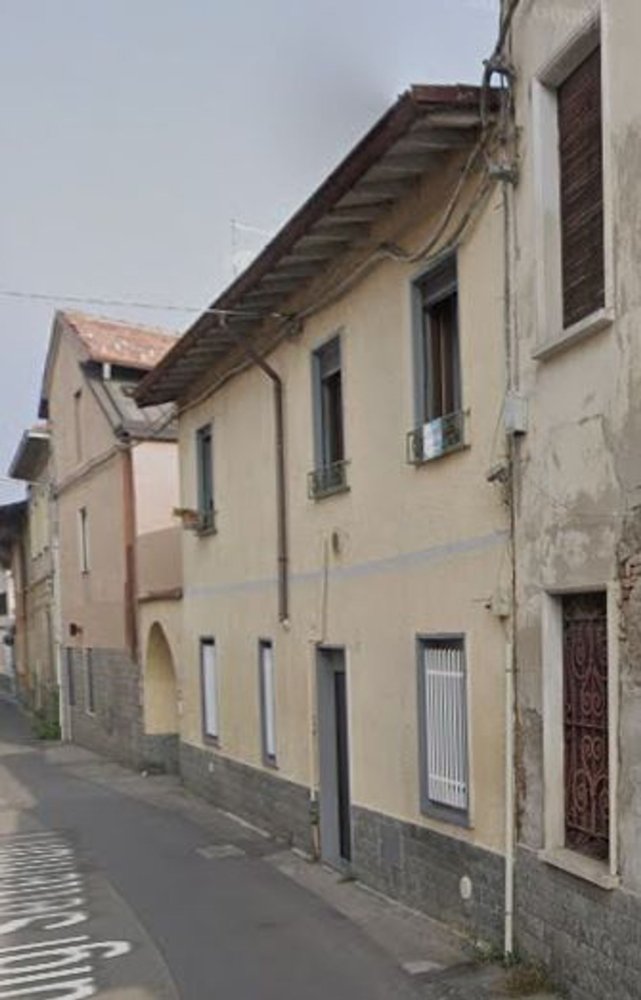 Apartamento de 3 divisões em Busto Arsizio, Italy N.º 1662