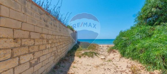 3 bedrooms Villa in Pachino, Italy No. 300253 21