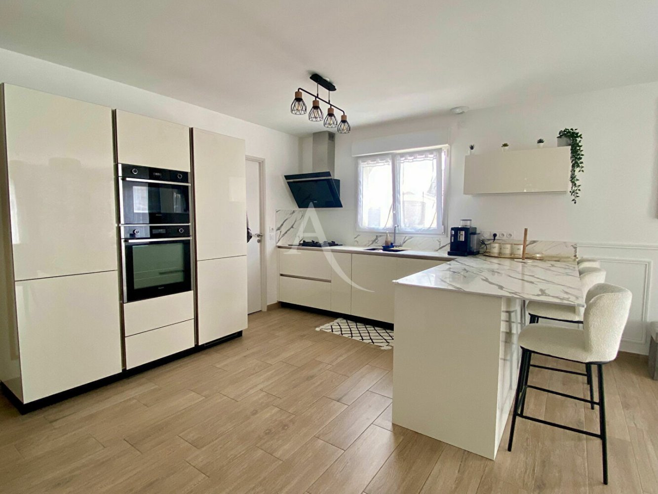 3 Schlafzimmer Haus in Saint-Denis-de-l'Hotel, France, Nr. 307926