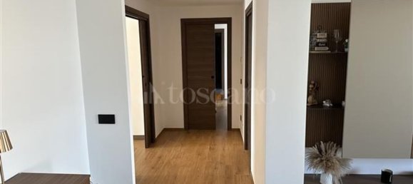 5 غرف نوم شقة في Bari, Italy رقم 322751 17