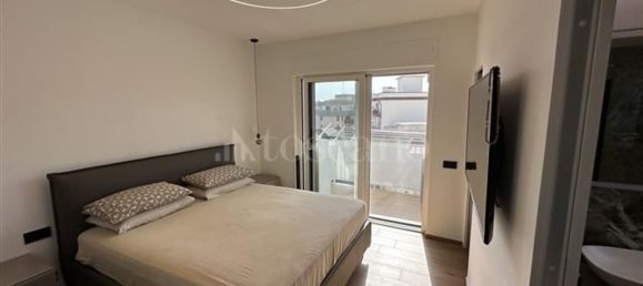 5 غرف نوم شقة في Bari, Italy رقم 322751 36