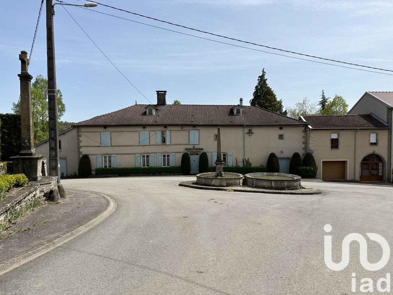 Casa de 7 dormitorios en Dombasle-devant-Darney, France No. 69842