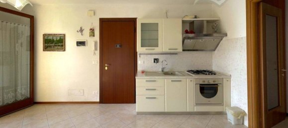 Квартира с 2 спальнями в Удине, Италия № 322725 9