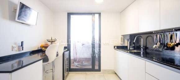 3 bedrooms Apartment in Valencia, Spain No. 82413 13