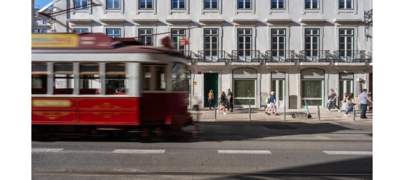 2 bedrooms Apartment in Lisbon, Portugal No. 106586 6