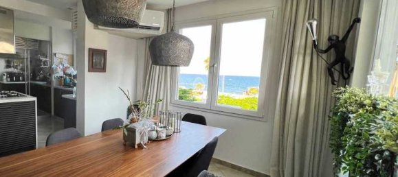 4 bedrooms Apartment in Germasogeia, Cyprus No. 19561 3