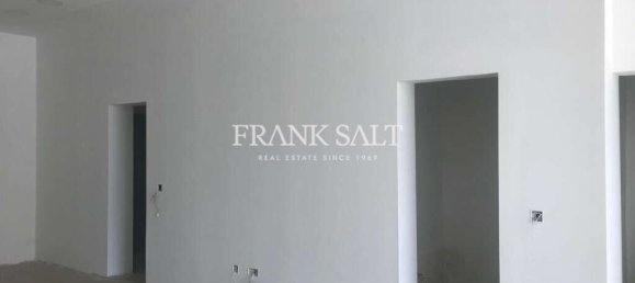 Laden in Paola, Malta 120m², Nr. 12473 4