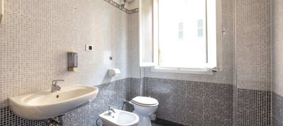 5 bedrooms Apartment in Bologna, Italy No. 352622 13