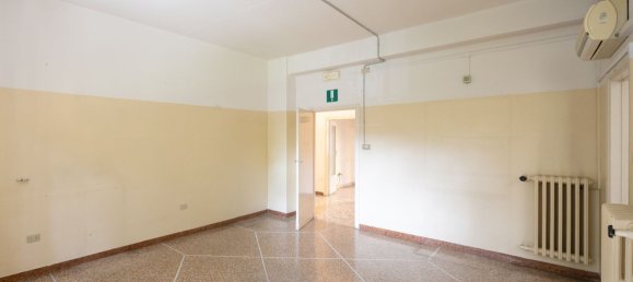 5 bedrooms Apartment in Bologna, Italy No. 352622 20