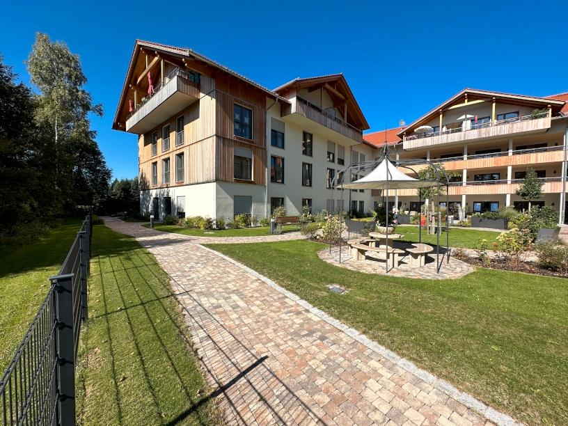 Коммерческая недвижимость 45м² в Траунштайн, Германия № 267381