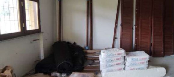 Villa de 3 habitaciónes en Roncaro, Italy No. 3359 11