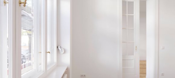 Квартира с 3 спальнями в Шарлоттенбург, Германия № 107777 8