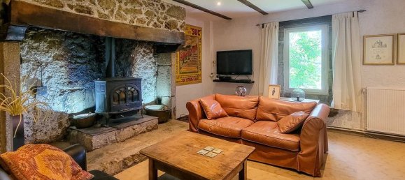 6 bedrooms House in Aveyron, France No. 339044 3