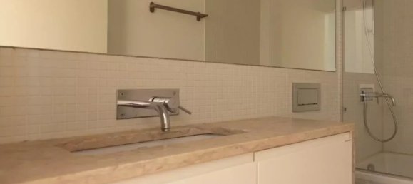 Квартира с 1 спальней в Лиссабон, Португалия № 140074 10