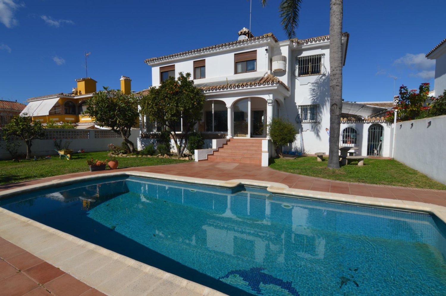5 bedrooms Villa in Marbella, Spain No. 147045