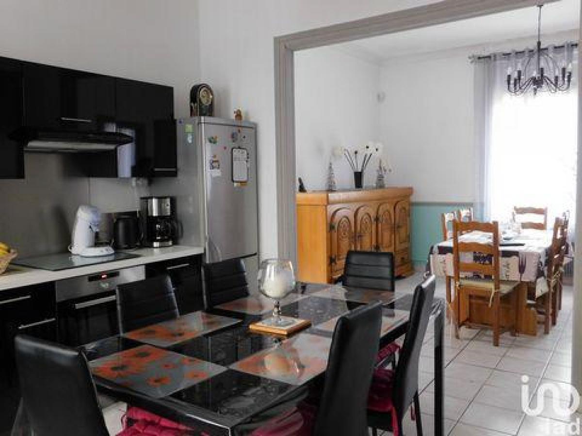 Casa T4 em Roye, France N.º 27792
