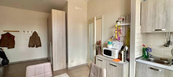 2 rooms Apartment in Pozzuoli, Italy No. 19339 17