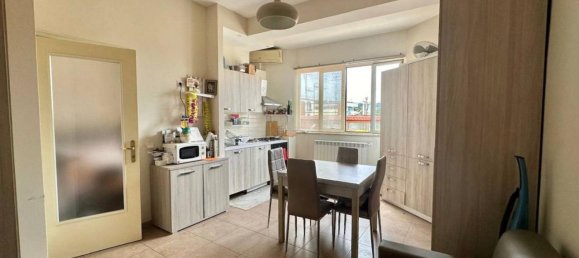 2 rooms Apartment in Pozzuoli, Italy No. 19339 12