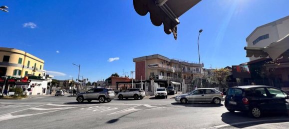 2 rooms Apartment in Pozzuoli, Italy No. 19339 6